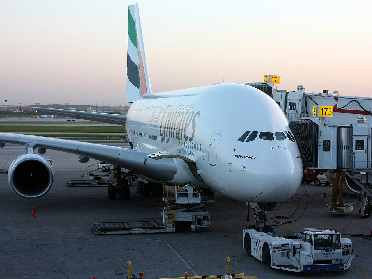 HL7613 (Airbus A380-800)