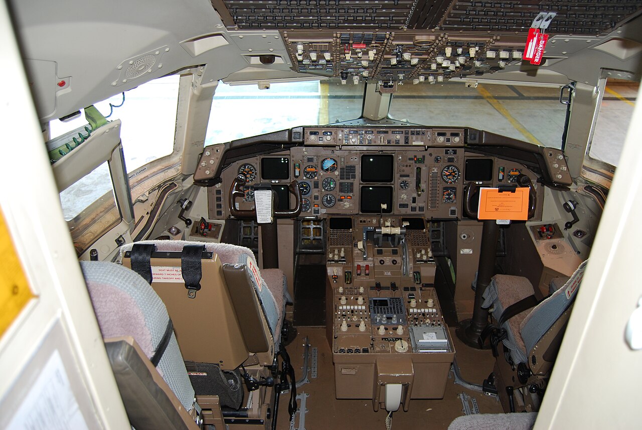 N13113 (Boeing 757-200)